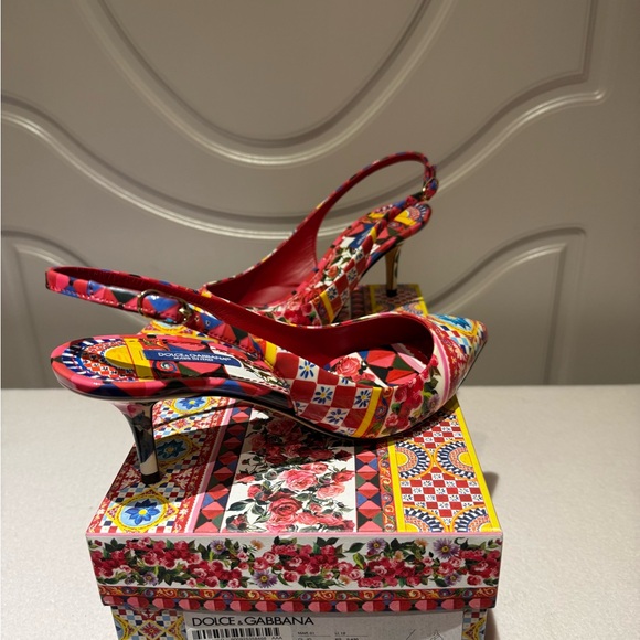 Dolce & Gabbana Women's Red Patterned Slingback Heels - Picture 2 of 5